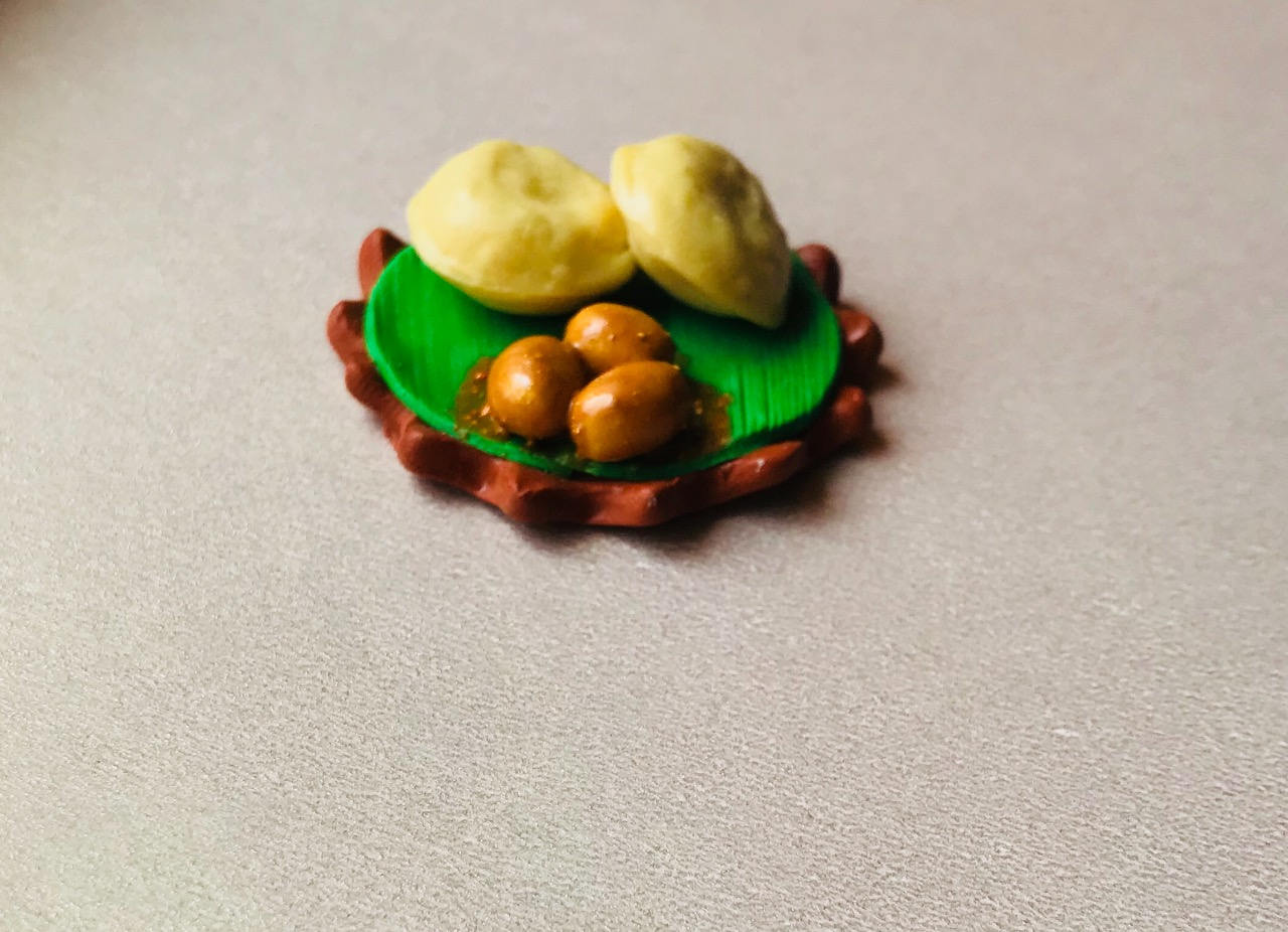 Indian Food Miniature Fridge Magnet, Dollhouse food, Miniature Luchi with Aloordam, 1:12 Scale