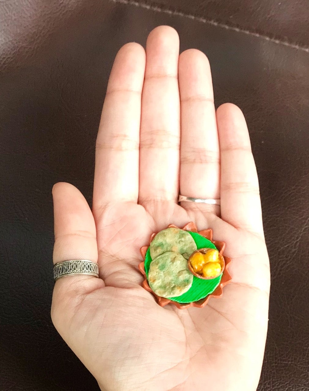 Indian Food Miniature Fridge Magnet, Dollhouse food, Miniature Koraishutir Kochuri with Aloordam, 1:12 Scale