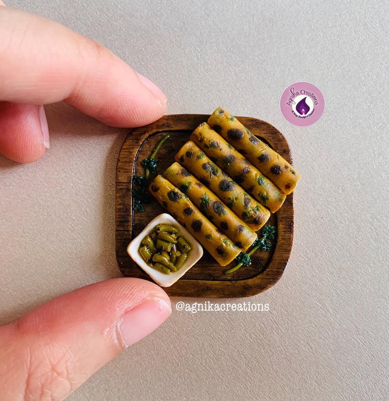 Indian Food Fridge Magnet, Handmade Dollhouse Food, Miniature Methi Thepla with Mirchi ka Aachar, 1:12 Scale