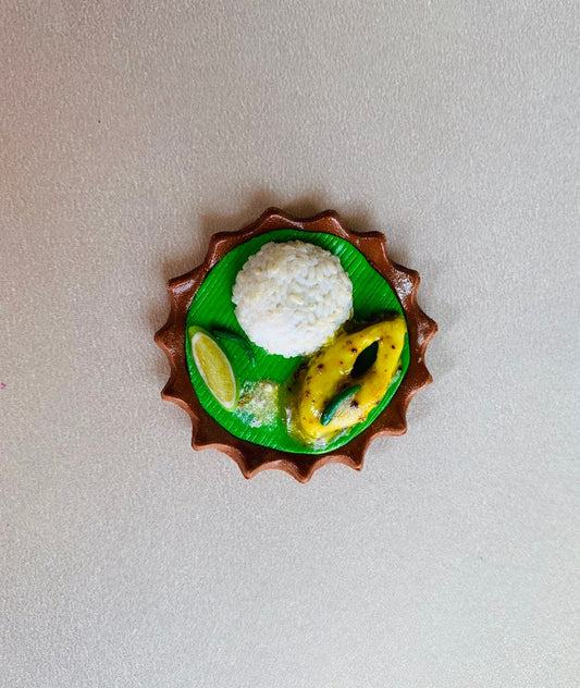 Indian Food Miniature Fridge Magnet, Dollhouse food, Miniature Sorshe Ilish, 1:12 Scale