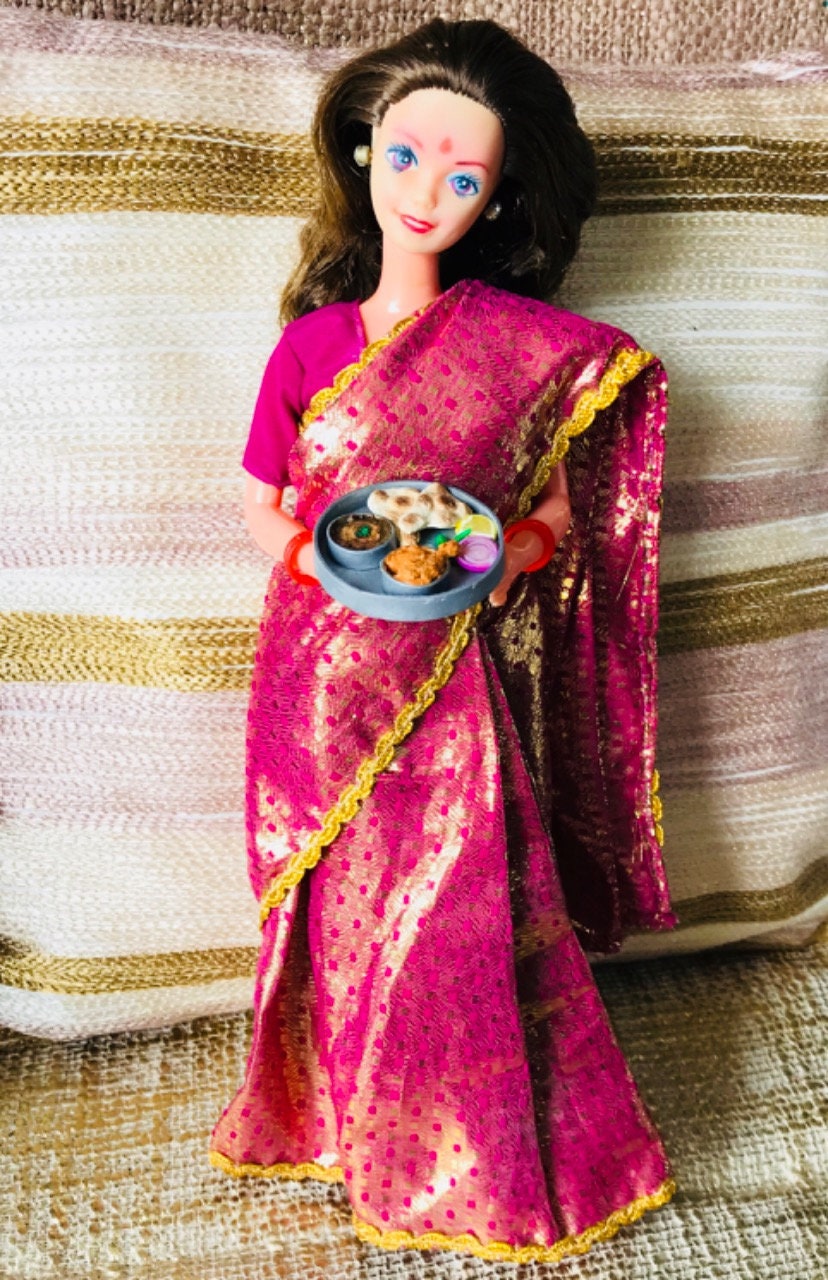 Indian Food Miniature Fridge Magnet, Dollhouse food, Miniature Naan, Kaali Dal & Chicken Curry, 1:12 Scale