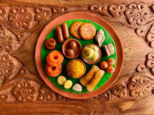 Indian Food Miniature Fridge Magnet, Dollhouse food, Miniature Sweets Platter, 1:12 Scale