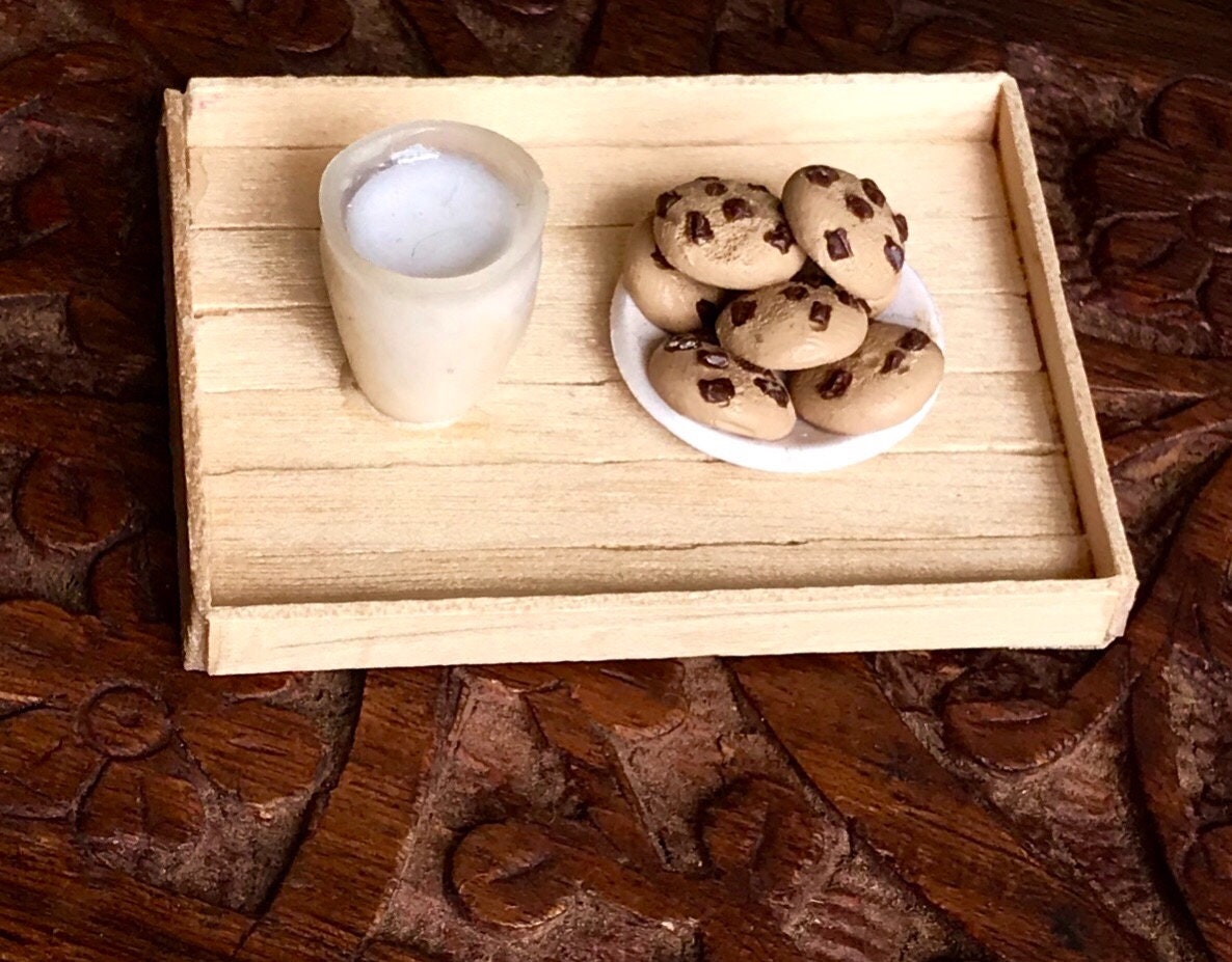 Miniature Milk & Cookies Fridge Magnet, Food Magnet, Refrigerator Magnet, Kitchen Magnet, Small Food Magnet, Cute Clay Magnet