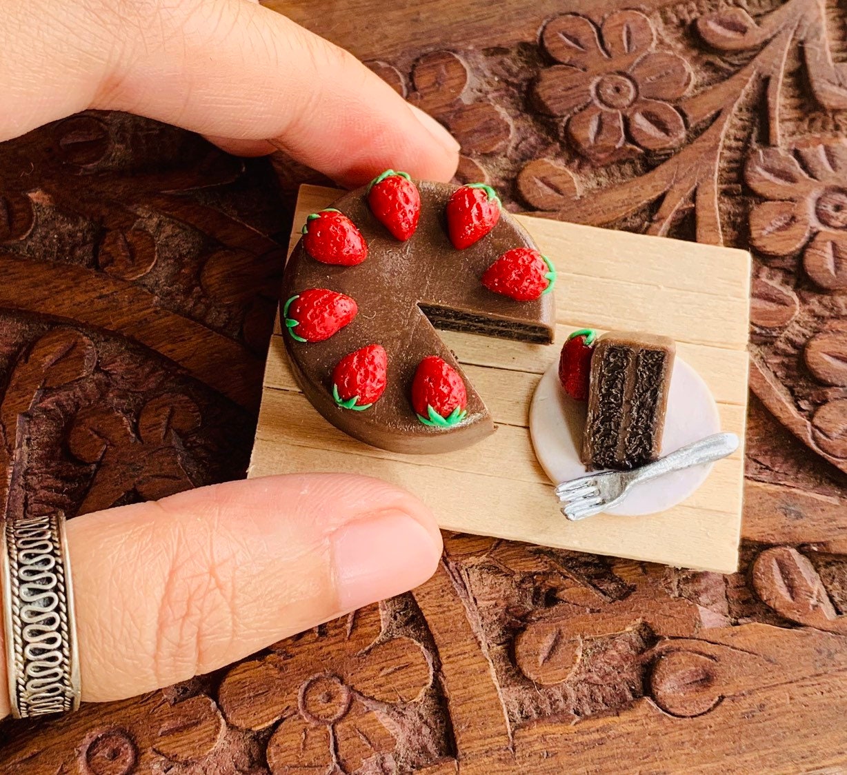 Miniature Chocolate Cake with Strawberries, Refrigerator Magnet, Kitchen Magnet, Small Food Magnet, Cute Clay Magnet