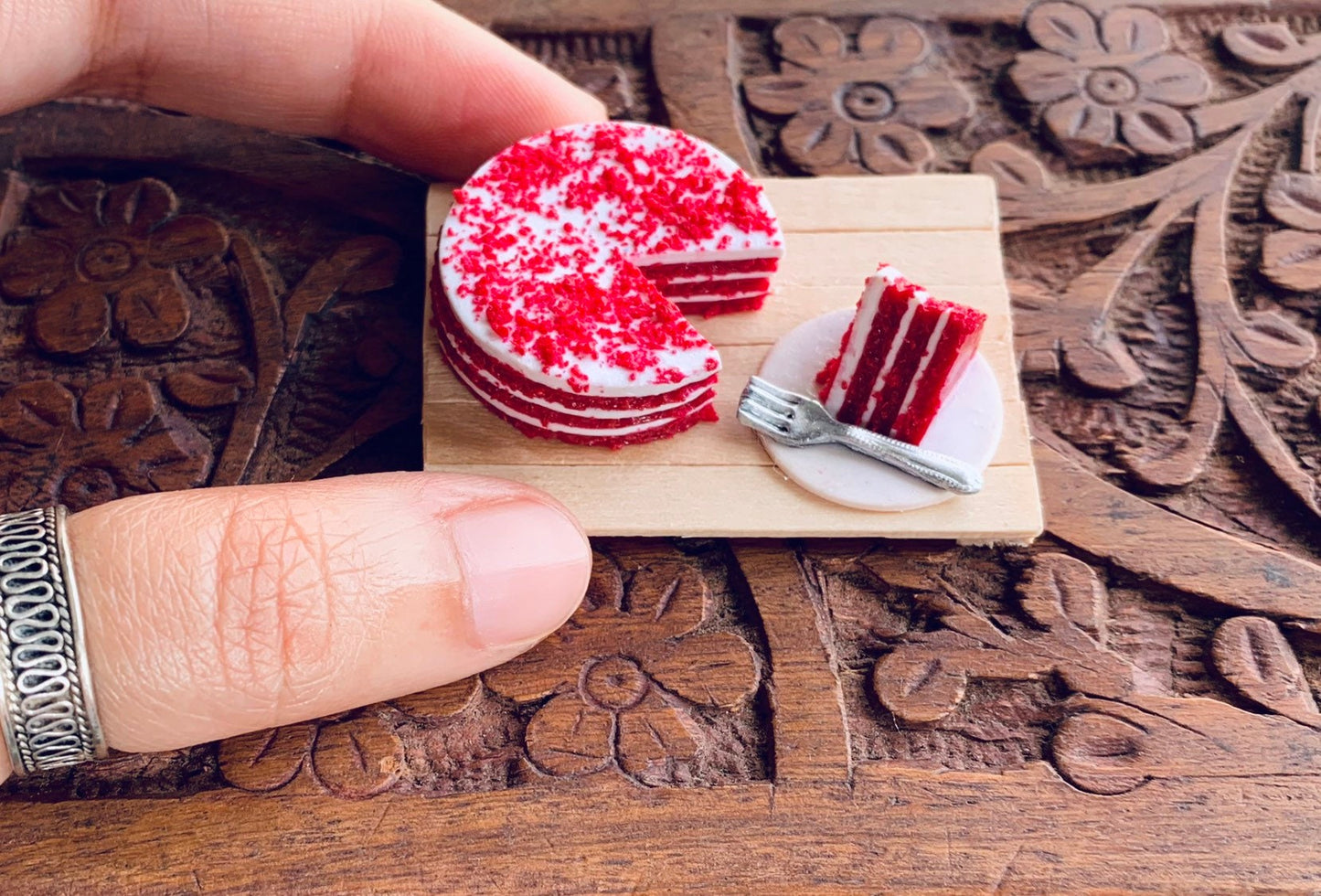 Miniature Red Velvet Cake, Refrigerator Magnet, Kitchen Magnet, Small Food Magnet, Cute Clay Magnet