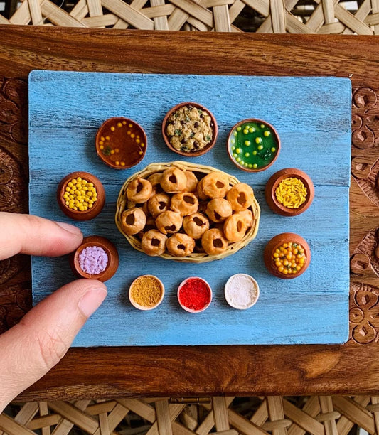Indian Food,Handmade Dollhouse Food/Fridge Magnet - Miniature Preparation Board - Pani Puri/Phuchka/Gol Gappe, 1:12 Scale