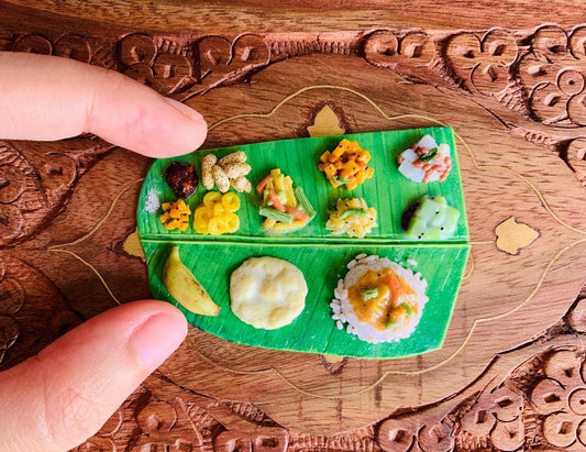 Indian Food Miniature Fridge Magnet, Dollhouse food, Miniature Onam Sadhya, 1:12 Scale